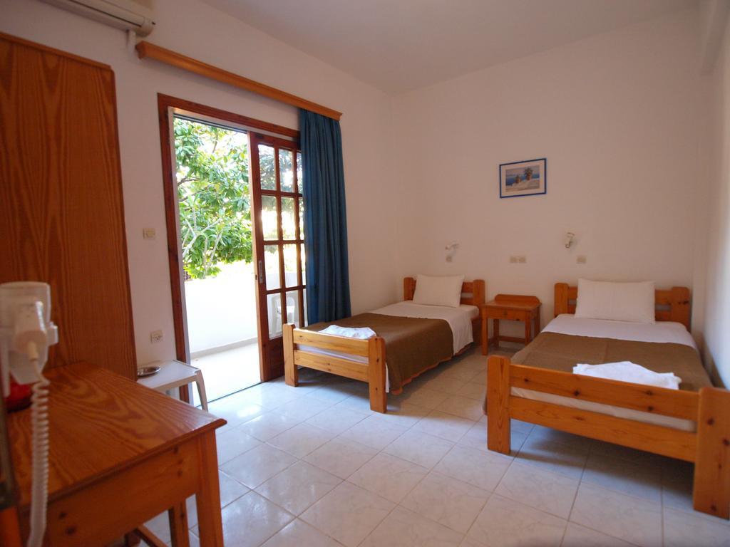 Irini Apartments Platanés Zimmer foto